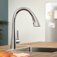 ZEDRA シングルレバーキッチン混合栓コールドスタート仕様(ヘッド引出タイプ)