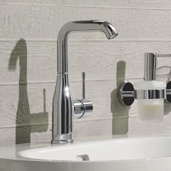 ESSENCE シングルレバー洗面混合栓(引棒有り)