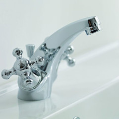 2ハンドル洗面混合栓(引棒有り)