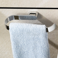 Lugano タオルリング