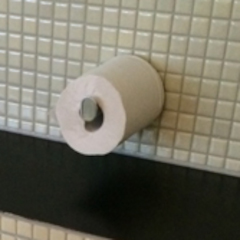 トイレットペーパーストッカー